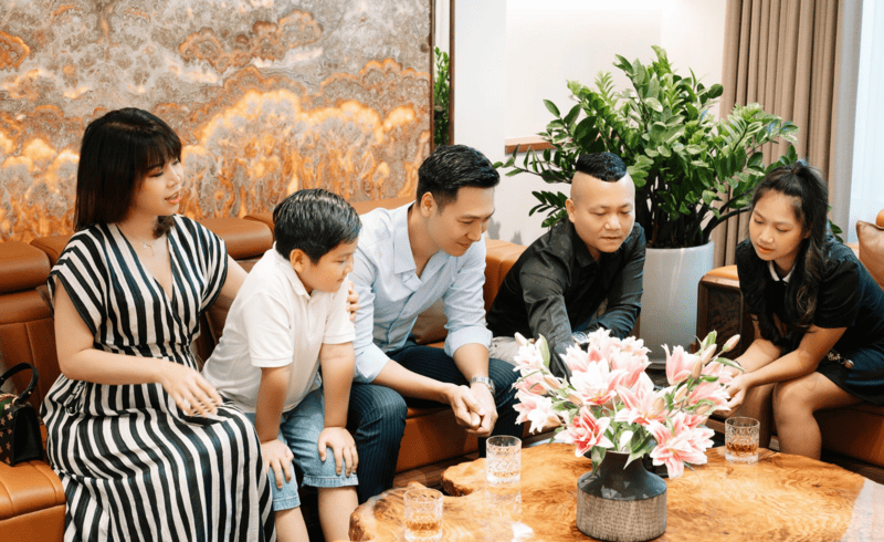 Ký kết hợp đồng thi công với khách hàng