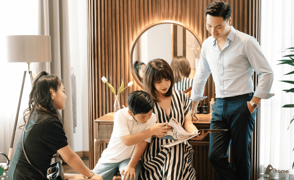 thấu hiểu khách hàng