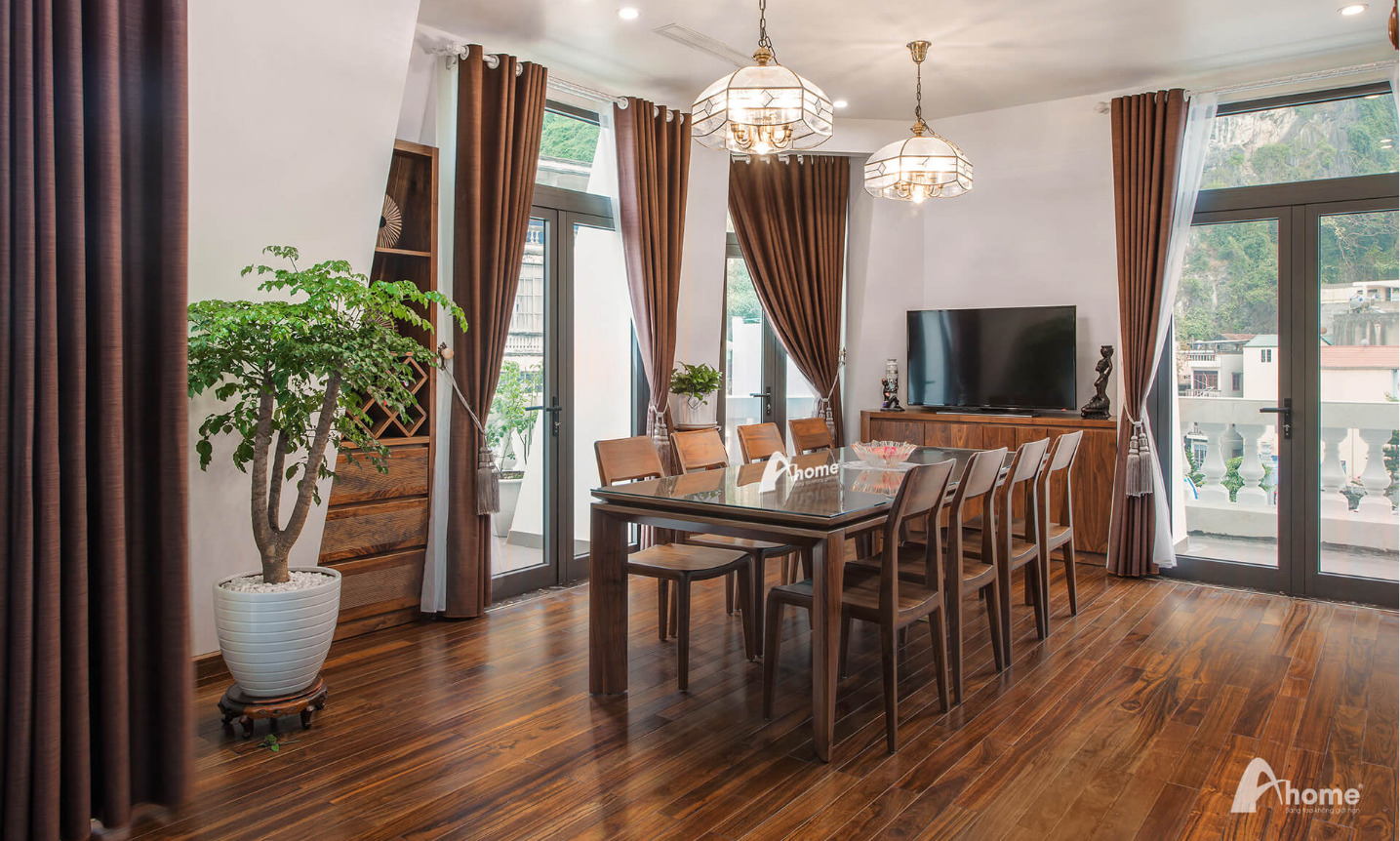Mẫu bàn ăn biệt thự gỗ óc chó Vinhomes Quảng Ninh